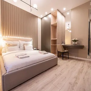  מלון Karoly Boutique Suites, Location By Bqa הונגריה